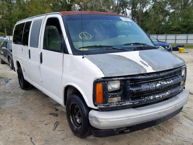 1GNFG15W711192500 - 2001 CHEVROLET EXPRESS G1 WHITE photo 1