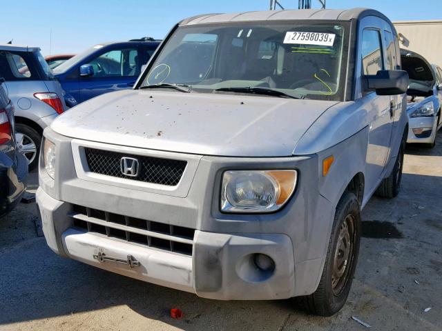 5J6YH17204L013869 - 2004 HONDA ELEMENT DX GRAY photo 2