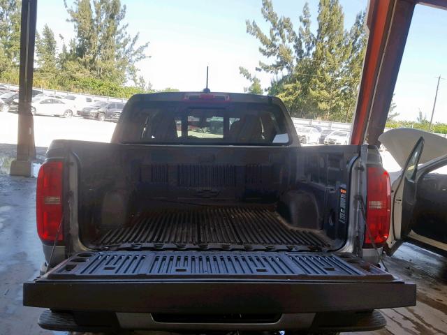 1GCGSCEN9J1208307 - 2018 CHEVROLET COLORADO L GRAY photo 9