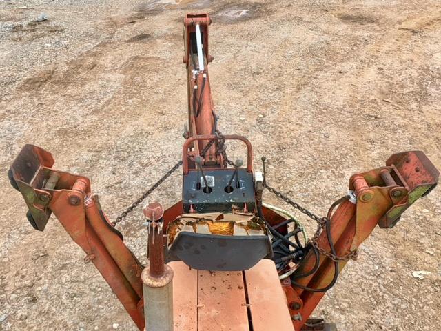 409511 - 1983 DITCH WITCH 4010DD ORANGE photo 6