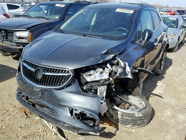 KL4CJASBXJB707539 - 2018 BUICK ENCORE PRE GRAY photo 2