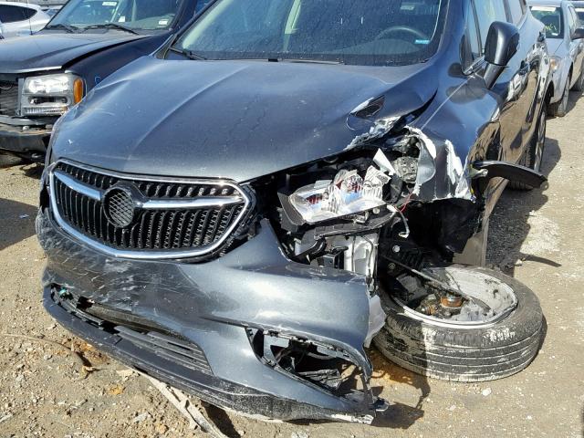 KL4CJASBXJB707539 - 2018 BUICK ENCORE PRE GRAY photo 9