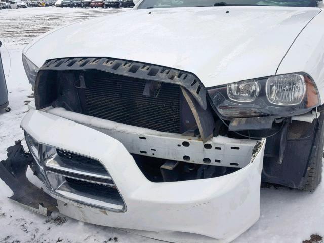 2C3CDXHG2DH545926 - 2013 DODGE CHARGER SX WHITE photo 9