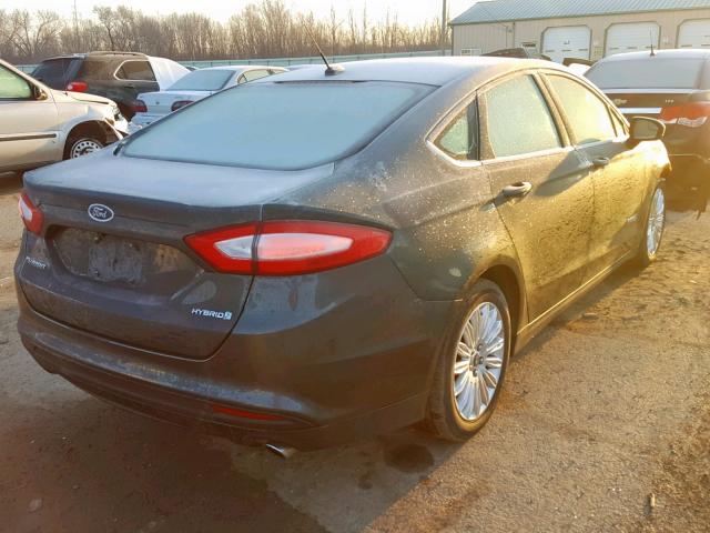 3FA6P0UU9FR248717 - 2015 FORD FUSION S H BLACK photo 4