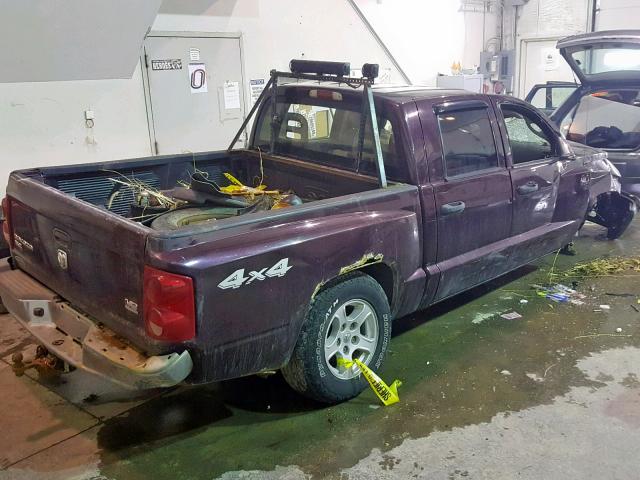 1D7HW48N75S219418 - 2005 DODGE DAKOTA QUA MAROON photo 4