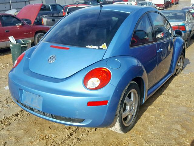 3VWPG3AG1AM000883 - 2010 VOLKSWAGEN NEW BEETLE Blau Foto 4