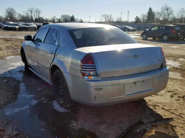 2C3KA43R87H774207 - 2007 CHRYSLER 300 SILVER photo 3