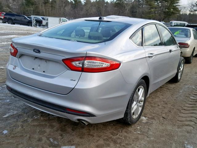 3FA6P0H72FR248143 - 2015 FORD FUSION SE GRAY photo 4