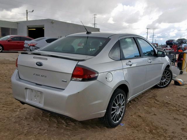 1FAHP3GN2AW168325 - 2010 FORD FOCUS SES SILVER photo 4