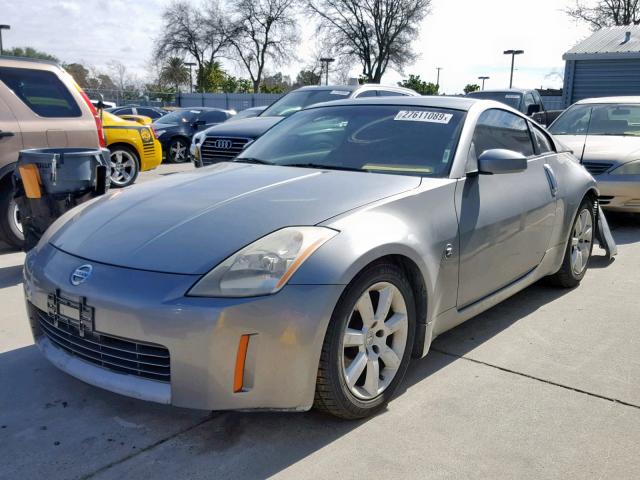 JN1AZ34E74T052945 - 2004 NISSAN 350Z COUPE GRAY photo 2