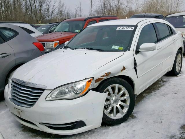 1C3BC1FG6BN553448 - 2011 CHRYSLER 200 TOURIN WHITE photo 2