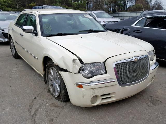 2C3KA63H28H193614 - 2008 CHRYSLER 300C CREAM photo 1