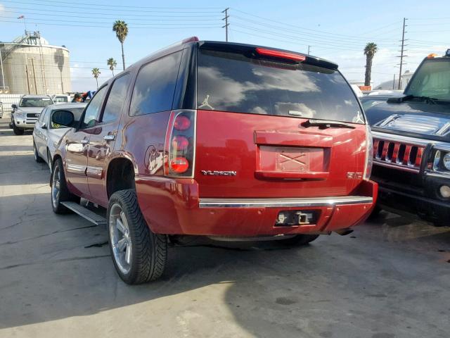 1GKFK63807J326978 - 2007 GMC YUKON DENA RED photo 3