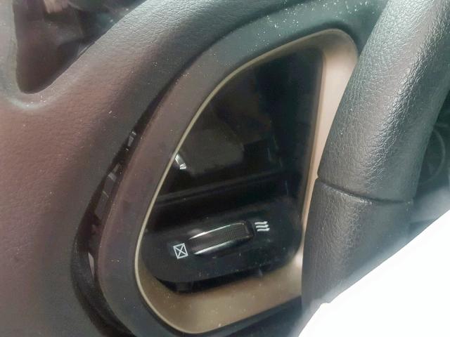 ZACCJAAB0HPE79428 - 2017 JEEP RENEGADE S SILVER photo 8