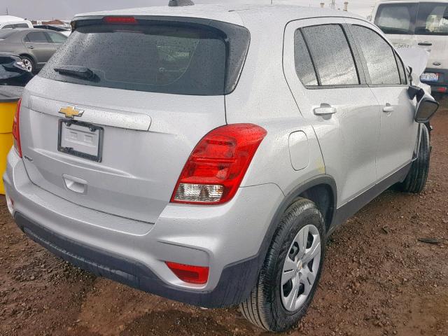 3GNCJKSB7JL391518 - 2018 CHEVROLET TRAX LS SILVER photo 4