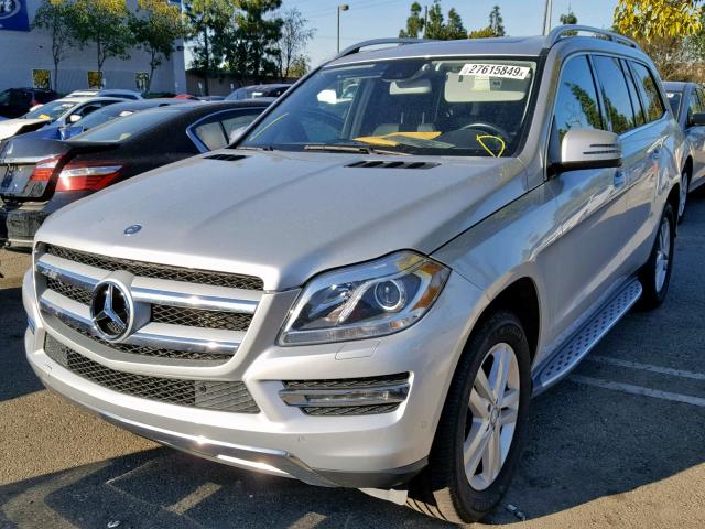 4JGDF6EE0FA537540 - 2015 MERCEDES-BENZ GL 450 4MA SILVER photo 2