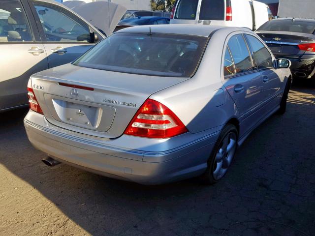 WDBRF40J55A738799 - 2005 MERCEDES-BENZ C 230K SPO GRAY photo 4