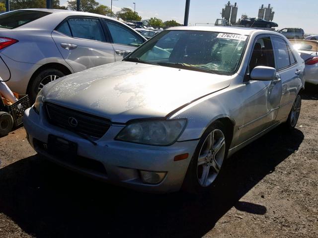 JTHBD182610002778 - 2001 LEXUS IS 300 SILVER photo 2