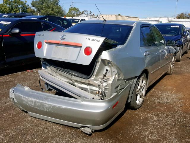 JTHBD182610002778 - 2001 LEXUS IS 300 SILVER photo 4