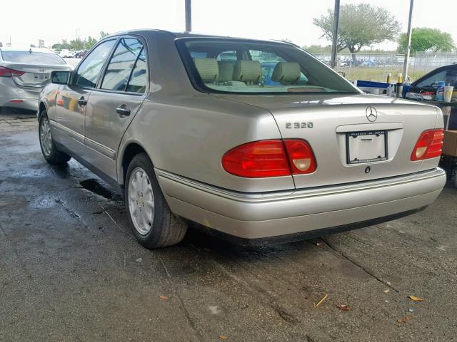 WDBJF65H1XA866703 - 1999 MERCEDES-BENZ E 320 GOLD photo 3