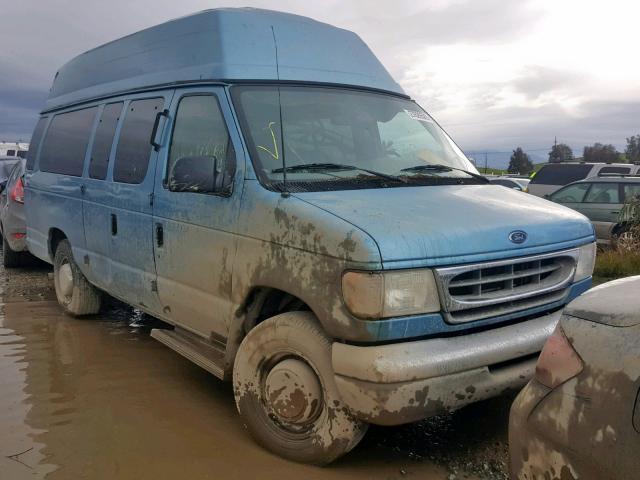 1FBSS31S21HA22819 - 2001 FORD ECONOLINE BLUE photo 1