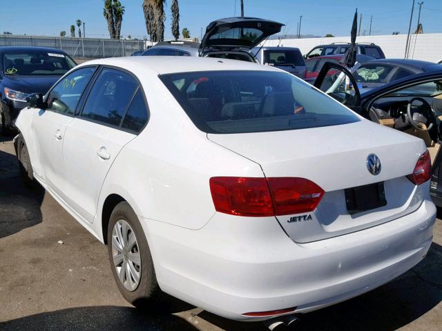 3VW2K7AJ2EM415888 - 2014 VOLKSWAGEN JETTA BASE WHITE photo 3