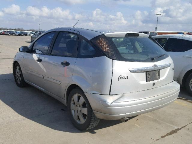 3FAFP37342R151102 - 2002 FORD FOCUS ZX5 SILVER photo 3