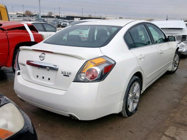 1N4BL2AP5BN435647 - 2011 NISSAN ALTIMA SR WHITE photo 4