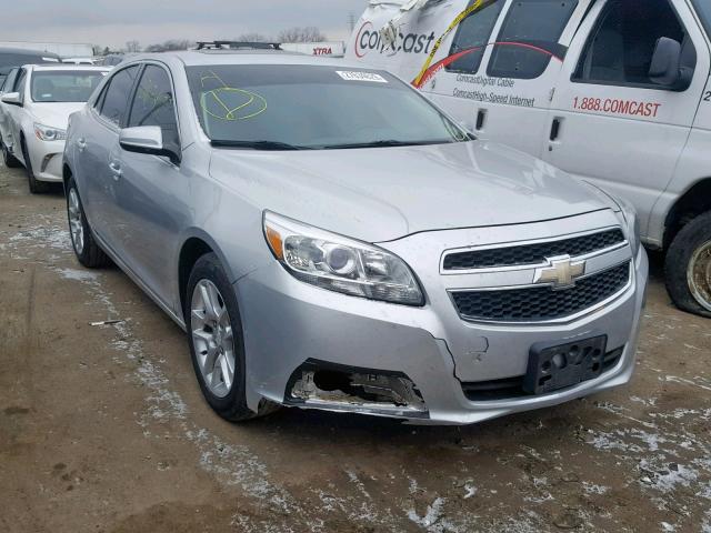 1G11D5RR0DF107682 - 2013 CHEVROLET MALIBU 1LT ვერცხლისფერი ფოტო 1