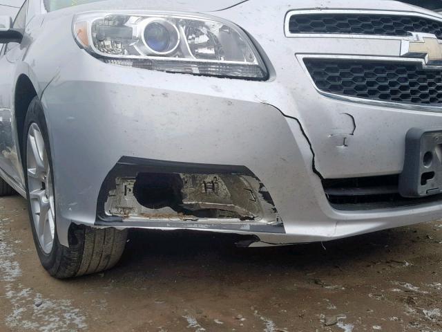 1G11D5RR0DF107682 - 2013 CHEVROLET MALIBU 1LT ვერცხლისფერი ფოტო 9