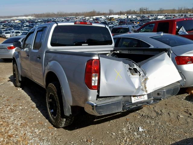 1N6AD07W19C427229 - 2009 NISSAN FRONTIER C SILVER photo 3