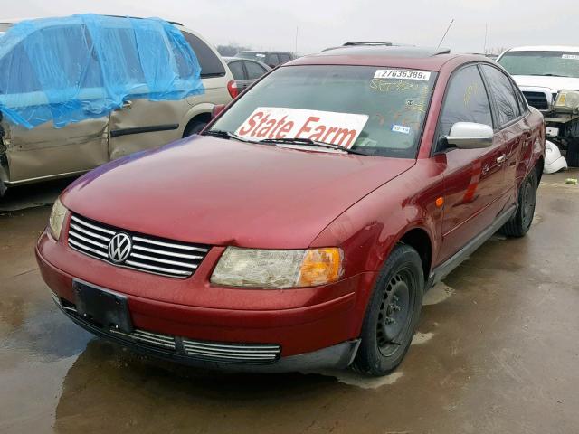 WVWMA63B0WE220460 - 1998 VOLKSWAGEN PASSAT GLS BURGUNDY photo 2