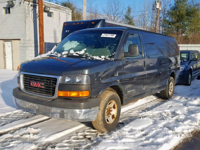 1GTHG35U631145022 - 2003 GMC SAVANA G35 BLUE photo 2