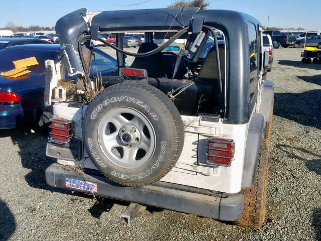 1J4FY29P0VP453588 - 1997 JEEP WRANGLER / WHITE photo 4