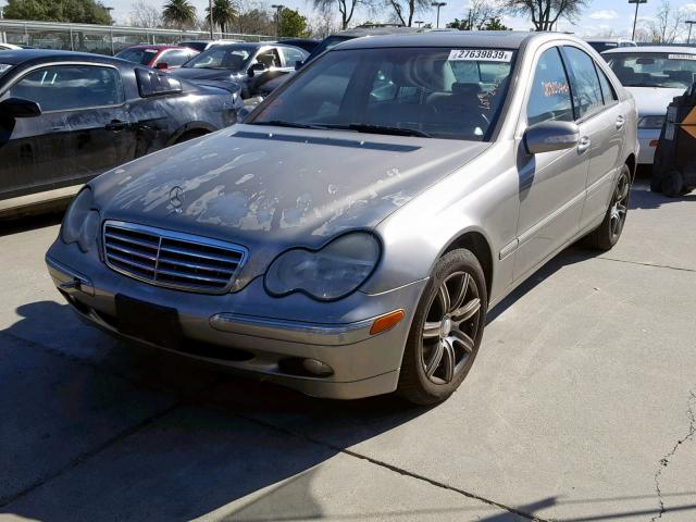 WDBRF61J34F531534 - 2004 MERCEDES-BENZ C 240 SILVER photo 2