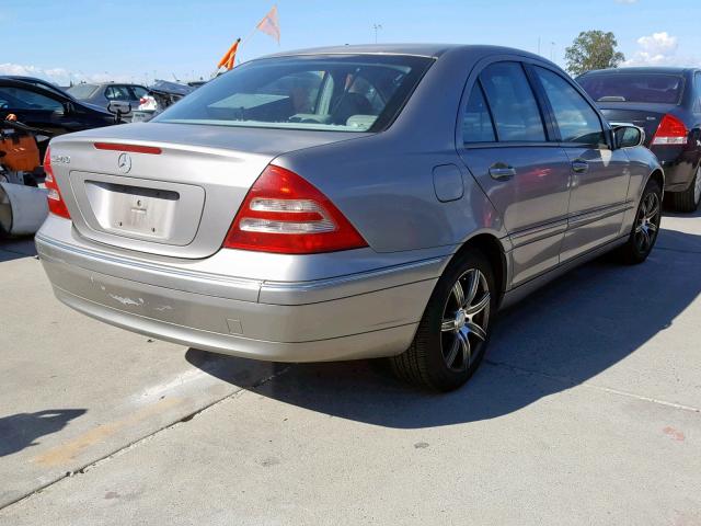 WDBRF61J34F531534 - 2004 MERCEDES-BENZ C 240 SILVER photo 4