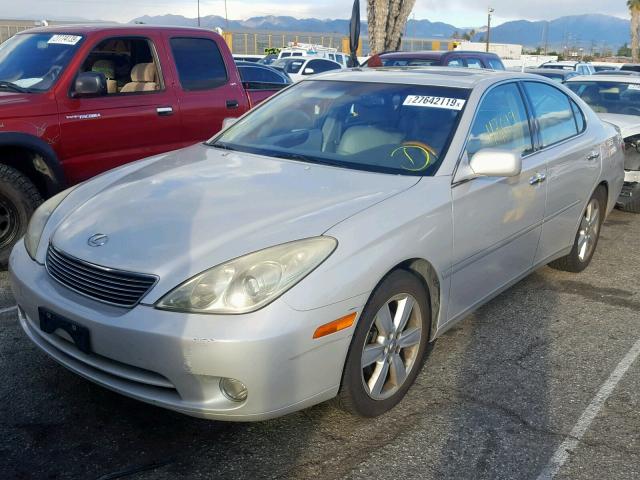 JTHBA30G255092063 - 2005 LEXUS ES 330 GOLD photo 2