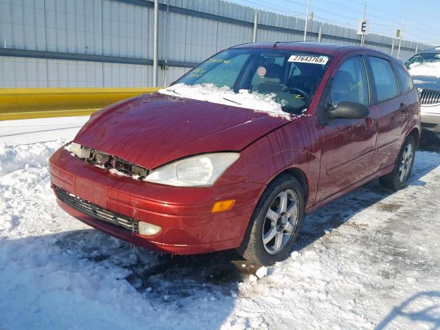 3FAFP37382R204903 - 2002 FORD FOCUS ZX5 RED photo 2