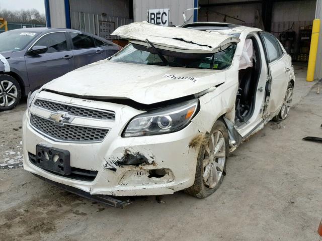 1G11H5SA3DF123349 - 2013 CHEVROLET MALIBU LTZ WHITE photo 2