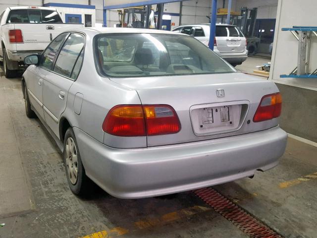 2HGEJ6615YH537803 - 2000 HONDA CIVIC BASE SILVER photo 3