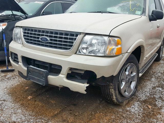 1FMZU75K25ZA18822 - 2005 FORD EXPLORER L WHITE photo 9