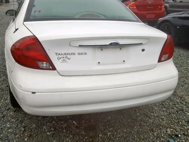 1FAFP55U21A188228 - 2001 FORD TAURUS SES WHITE photo 9