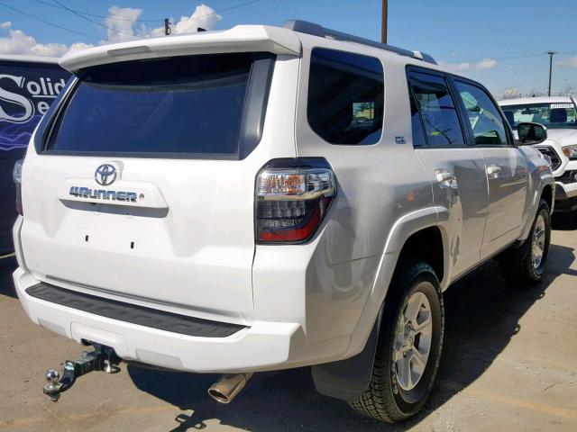 JTEBU5JR9J5563023 - 2018 TOYOTA 4RUNNER SR WHITE photo 4