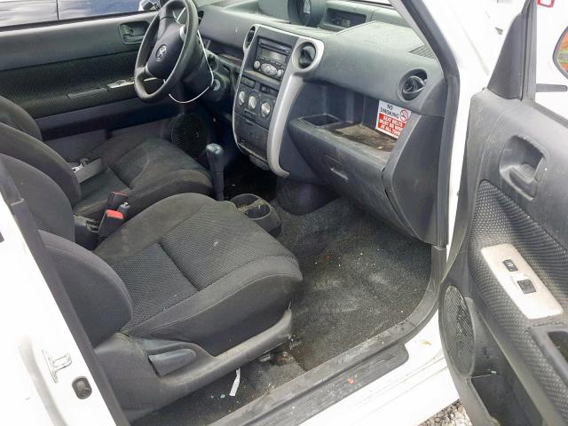 JTLKT324464034174 - 2006 TOYOTA SCION XB 白色 照片 5