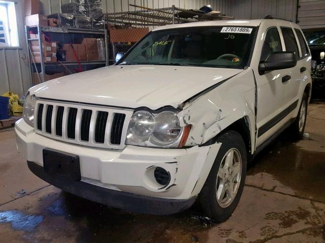 1J4GR48K06C223304 - 2006 JEEP GRAND CHER WHITE photo 2