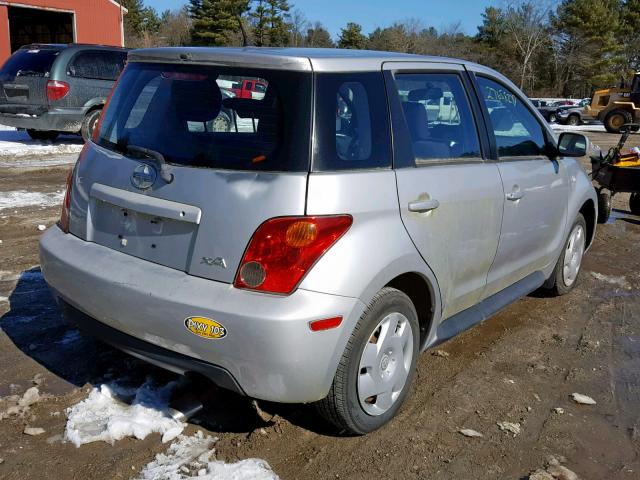 JTKKT624640067428 - 2004 TOYOTA SCION XA SILVER photo 4