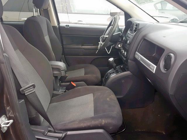 1C4NJDBBXGD778754 - 2016 JEEP COMPASS SP 灰色 照片 5