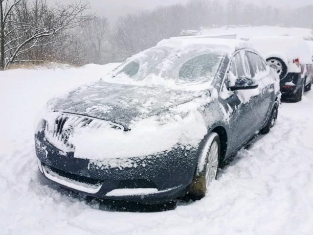 1G4PP5SK1F4125611 - 2015 BUICK VERANO BLUE photo 2