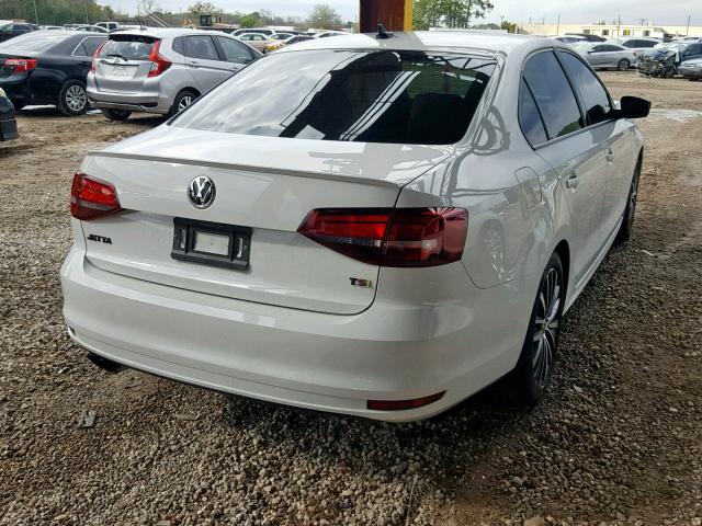 3VWD17AJ4GM399515 - 2016 VOLKSWAGEN JETTA SPOR WHITE photo 4