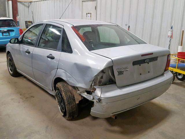 1FAFP34N07W190070 - 2007 FORD FOCUS ZX4 SILVER photo 3